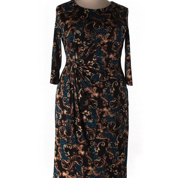 Shelby & Palmer Dresses & Skirts - Splendor and Refinement Embrace Dress
